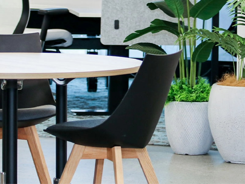come visit us showroom@2x