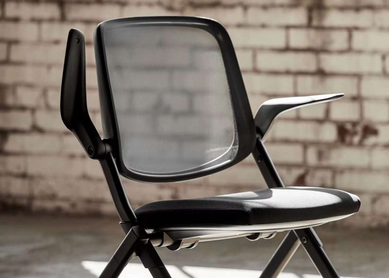 Logic Chair 4